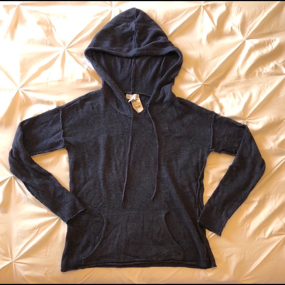 Women’s Pullover Hoodie